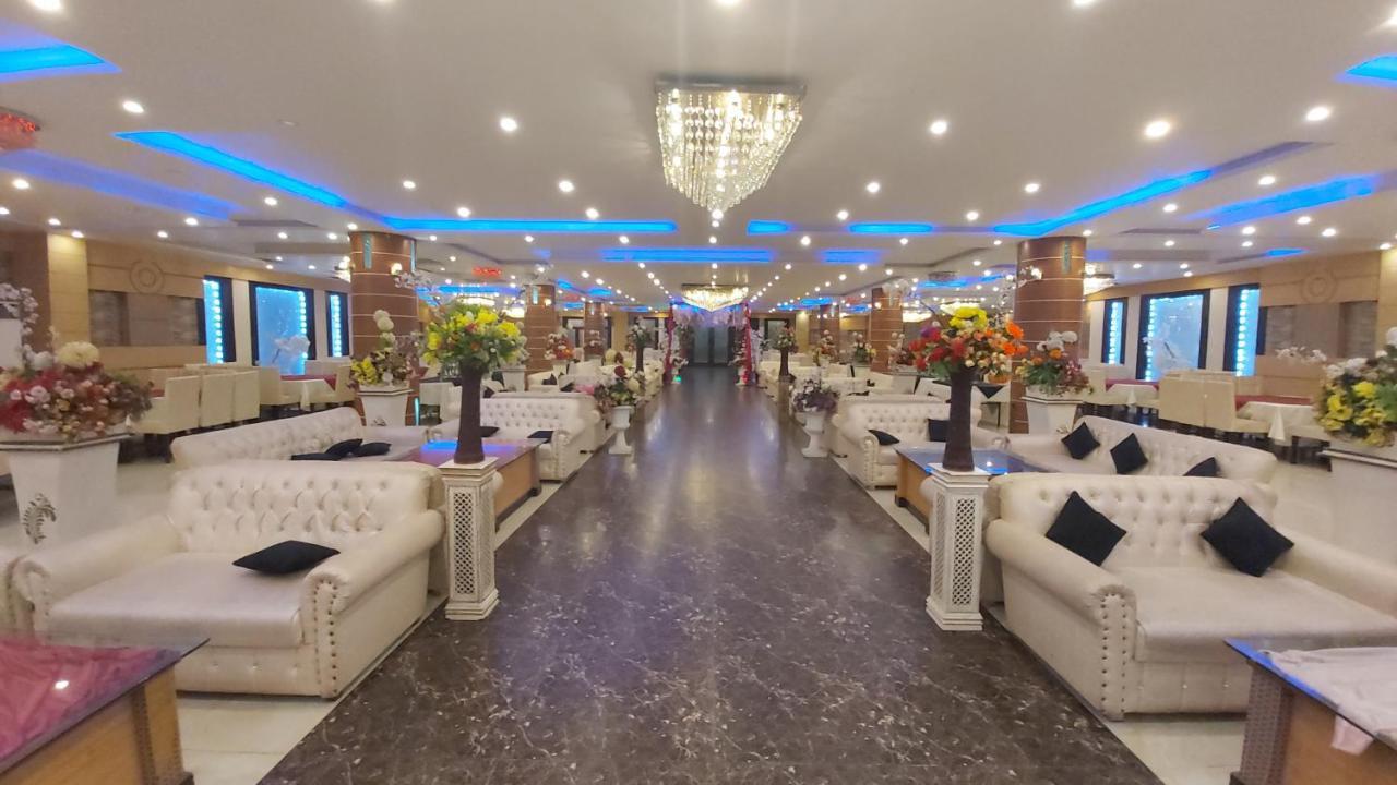 Royaute Luxury Hotel Sialkot Ngoại thất bức ảnh
